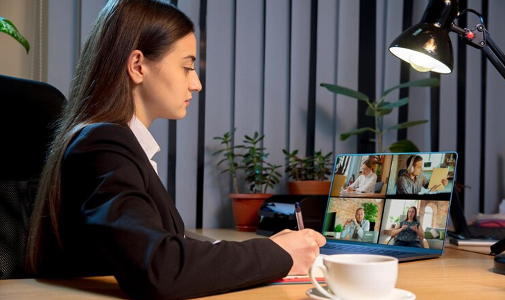 Mastering the Art of Virtual Interviews